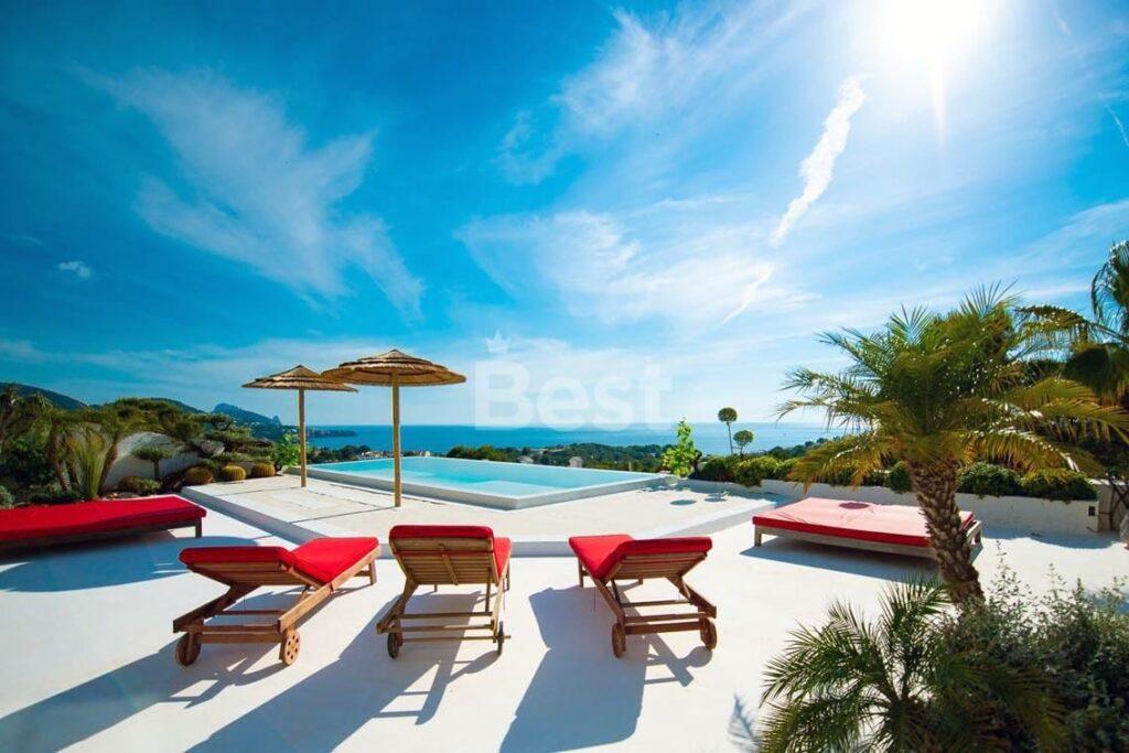 Villa en venta en Ibiza recién reformada en SAN JOSE REF: HSJCD17