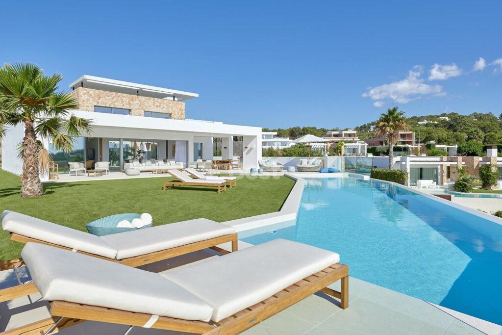 Contemporary style villa for sale in Ibiza, close to Cala Conta, SAN JOSE REF:CMSDT4