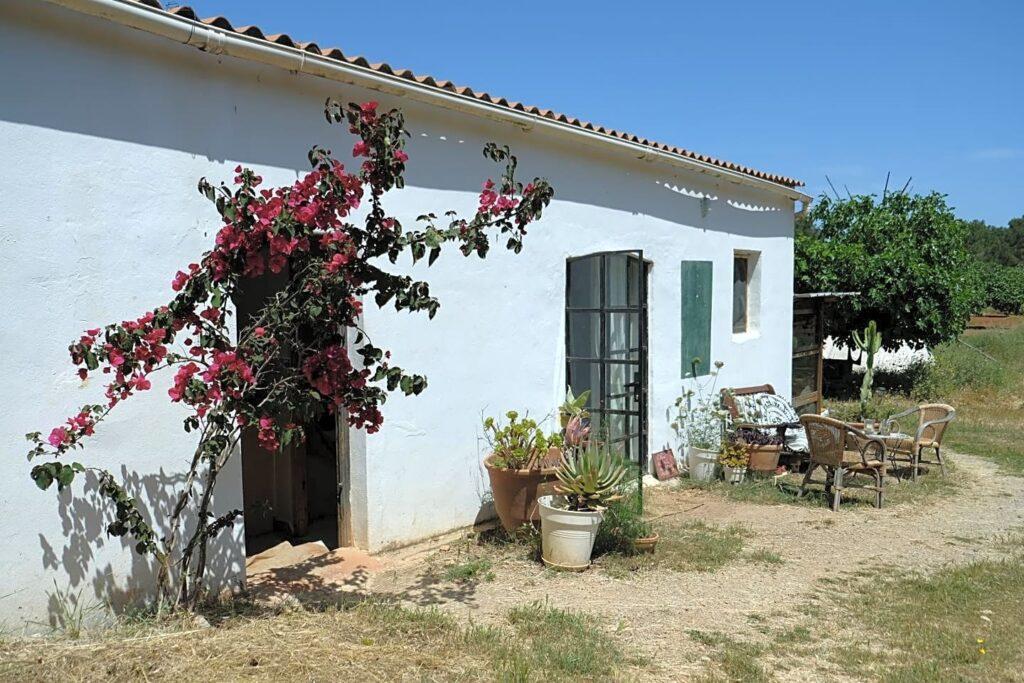 Belle propriété à vendre à Ibiza, dans une vallée à SAN JUAN REF: CAN B