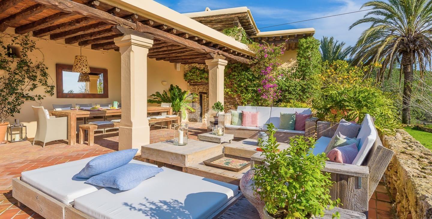 Magnífica casa en alquiler en Ibiza con estilo rústico y jardín en San Rafael, Ibiza REF: PLRK169781a