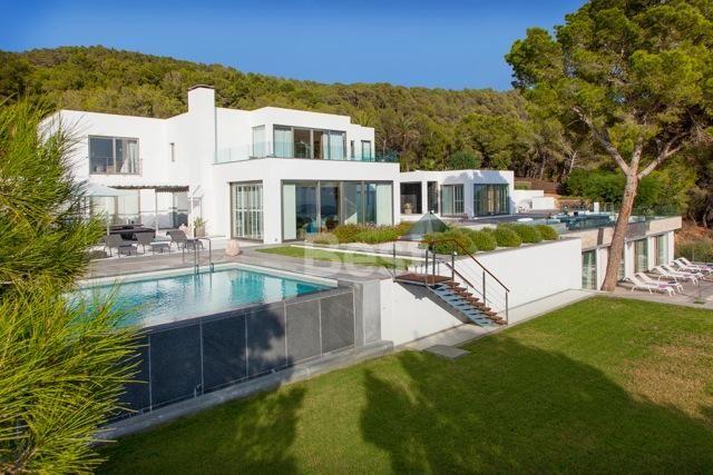 Modern villa for rent in prime location in SAN JOSE, Ibiza REF:PALMS20