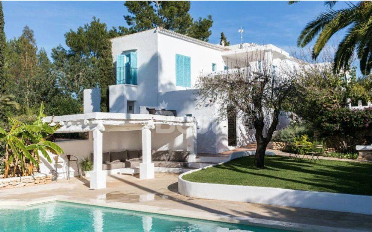 Beautiful Mediterranean-style house for rent in SANTA GERTRUDIS, Ibiza REF:PALMS21