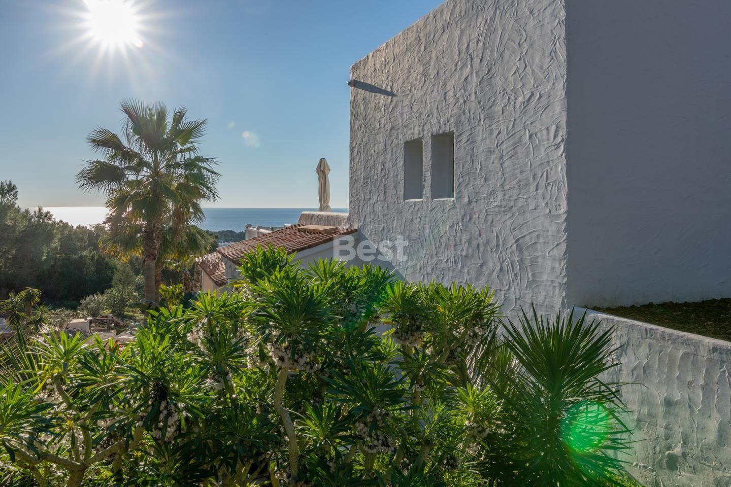 Villa ibicenca en Ibiza con vistas al mar - San José, Cala Tarida. Villa for sale in Ibiza with sea views, in the area of San Jose Cala Tarida