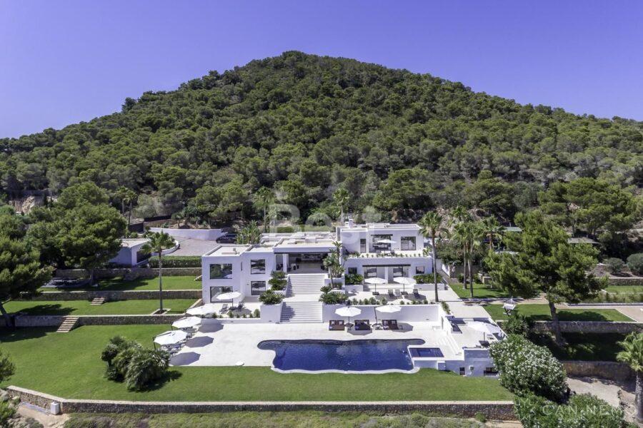 Fantástica villa en alquiler para 14 personas en Jesús, Ibiza REF: CMSDT53
