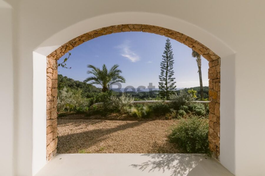 Espectacular finca reformada por Blakstad en San Carlos, Ibiza REF: CAN CAN