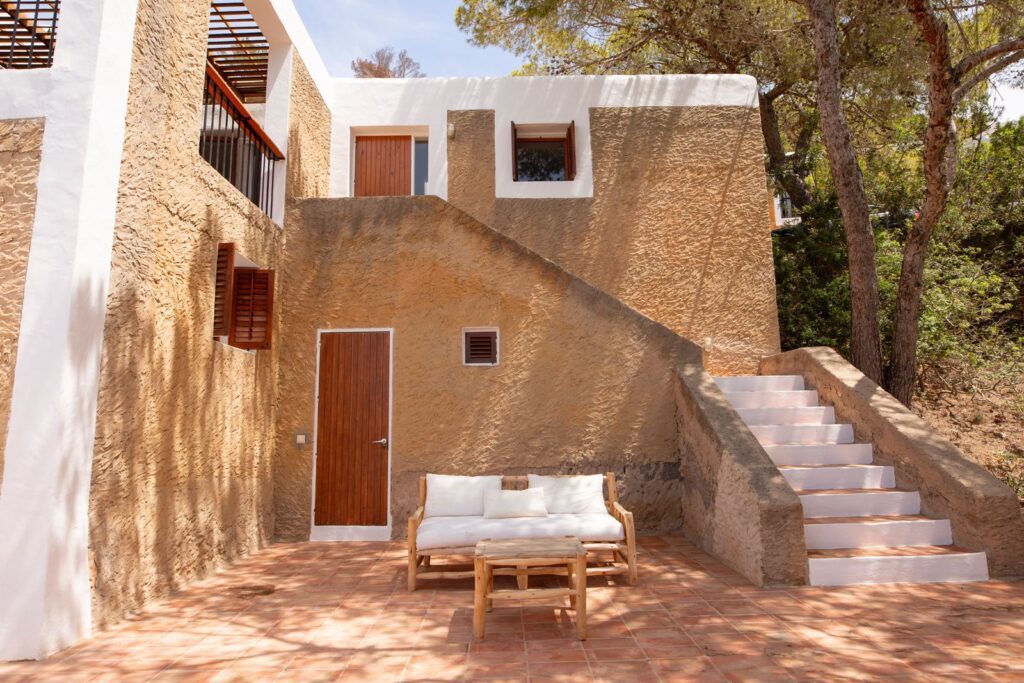 JOSEP LLUIS SERT PROPERTIES ARQUITECT IBIZA FOR RENT FOR SALE IBIZA THE BEST IBIZA20250121 081608000 iOS 1