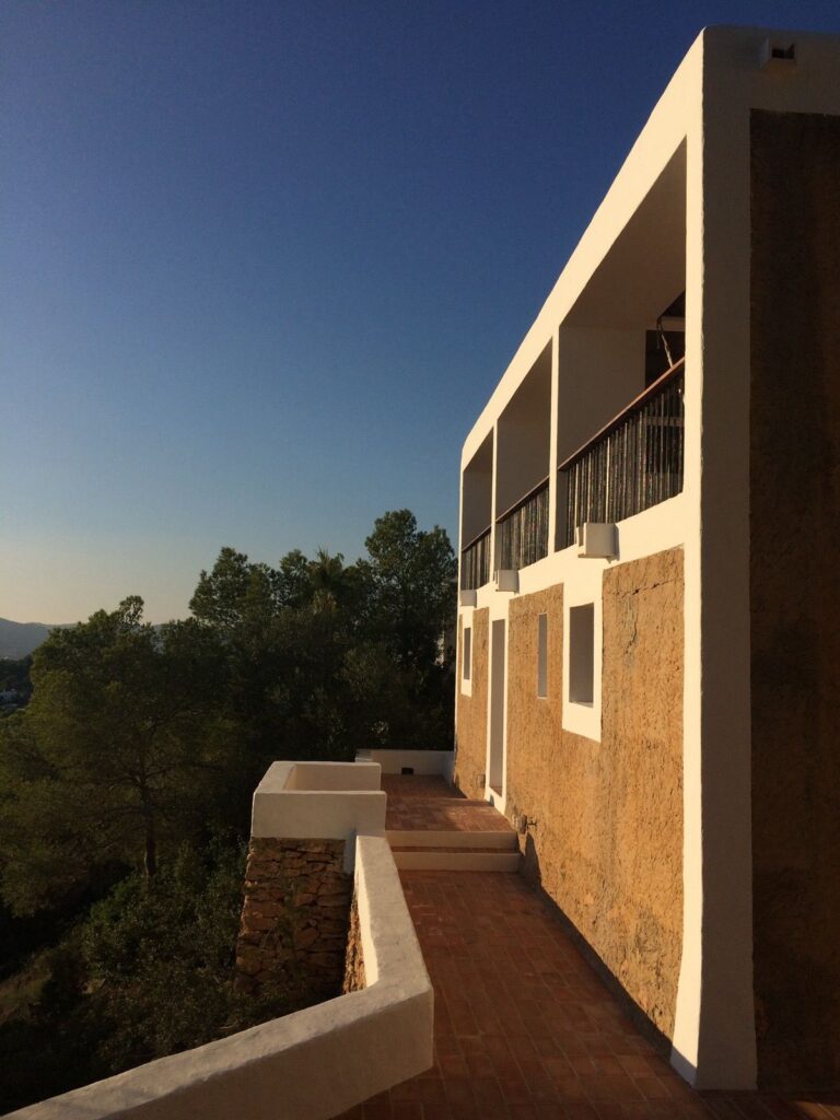 JOSEP LLUIS SERT PROPERTIES ARQUITECT IBIZA FOR RENT FOR SALE IBIZA THE BEST IBIZA20250121 081610000 iOS 1